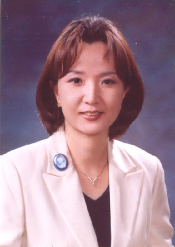 윤채옥 프로필 사진
