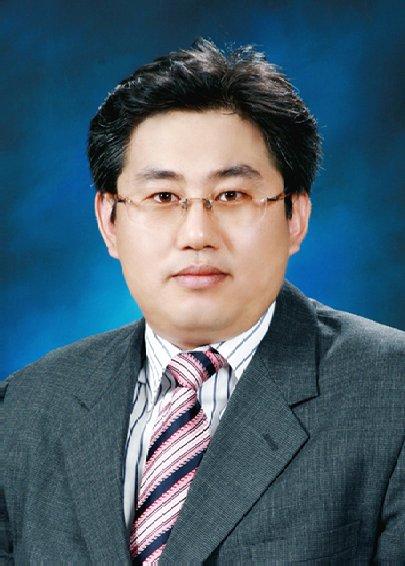 엄석기 프로필 사진